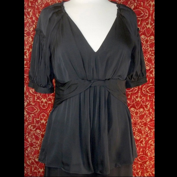 Peter Nygard Tops - PETER NYGARD solid black silk blouse 8